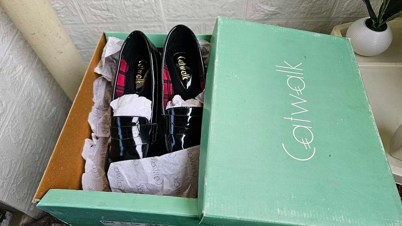 Catwalk Black Casual Shoes