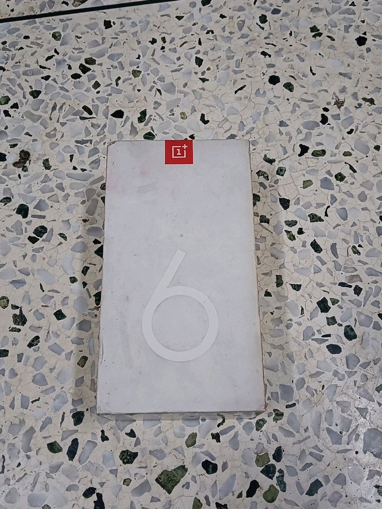 OnePlus 6 Mobile Empty Box