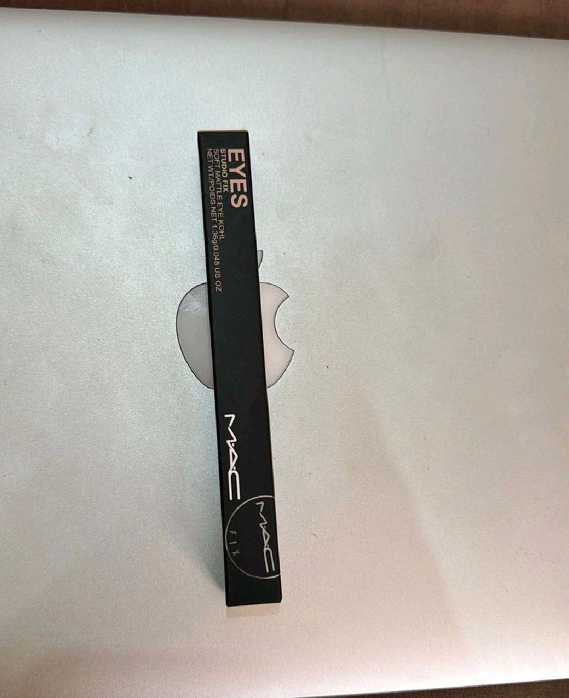 MAC Studio Fix Eye Kohl