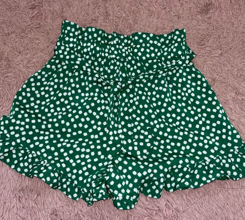 Floral Green Ruffle Shorts