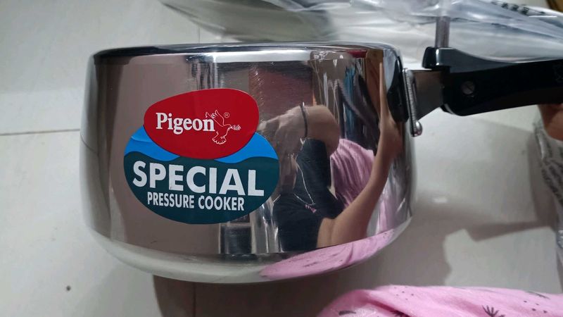 Pigeon Pressure Cooker