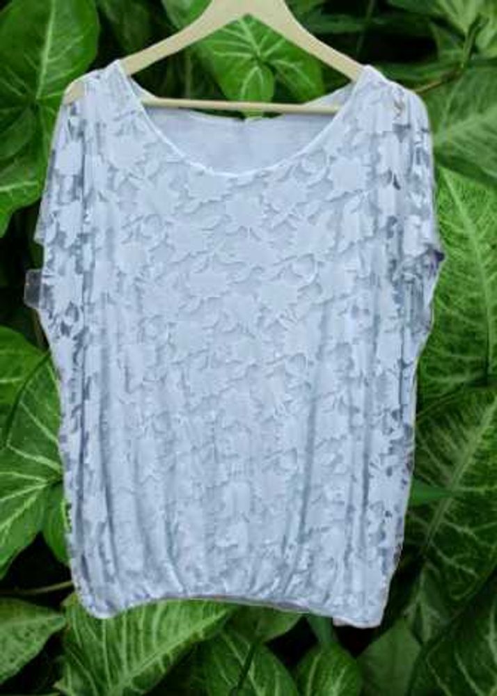 Flawless Like New Floral Top