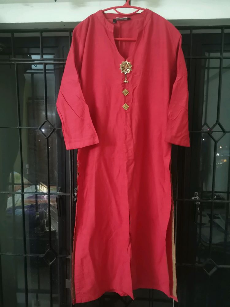 Coral Pink Kurta- High Collar And Metallic Details