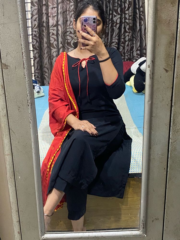 Black kurta set without dupatta