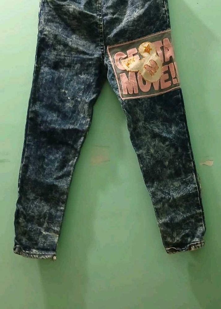 Girls&#39; Denim Jeans with Patch