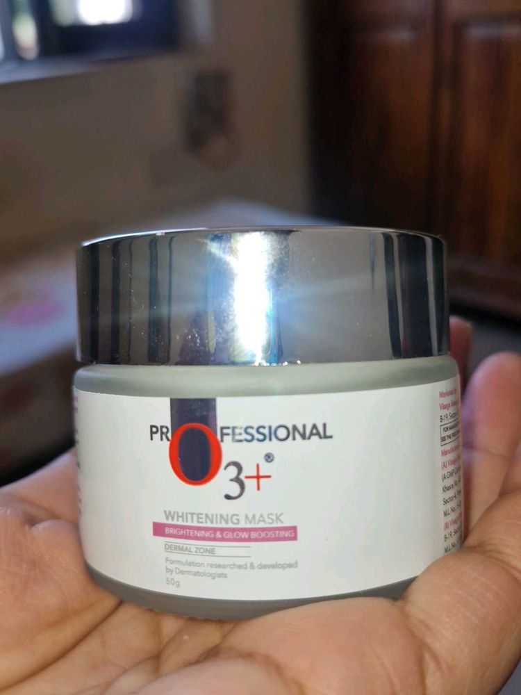 Professional O3+ Whitening Face Mask