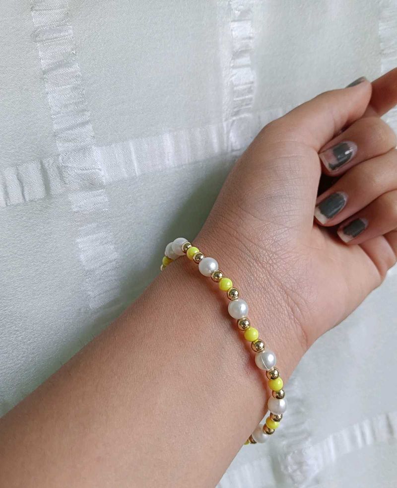COMBO : Pearls Bracelet AND Dazzling Earrings
