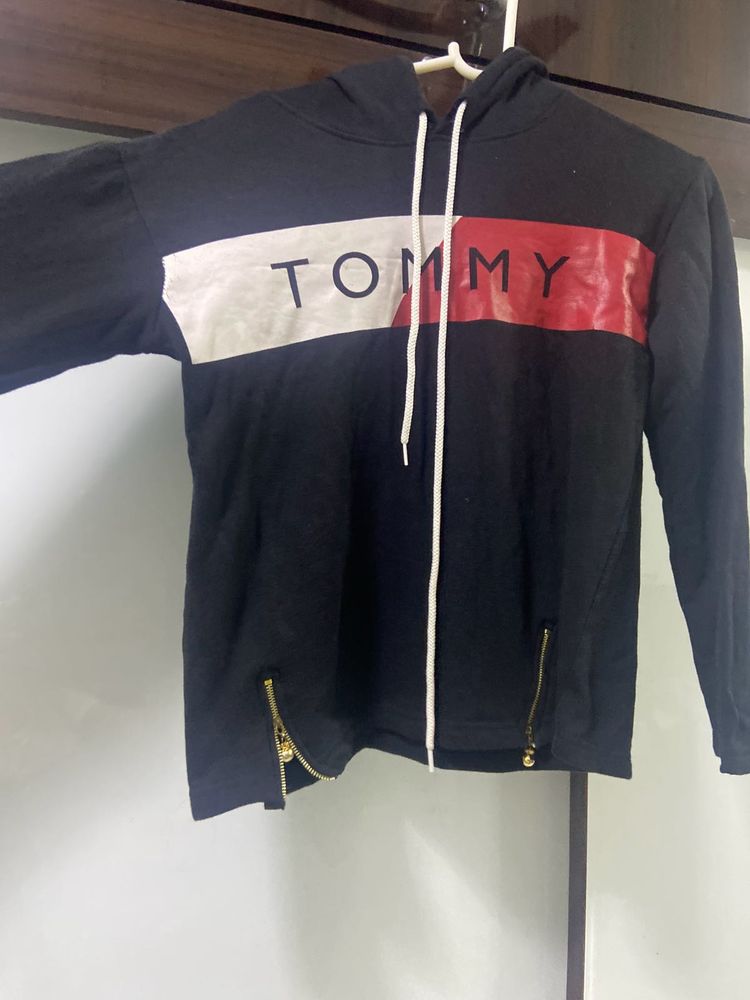 Tommy Hoodie