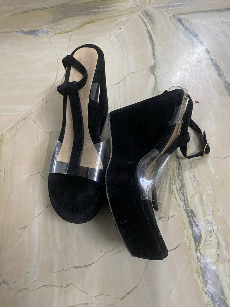 Price Drop 🎊Black Block Heels 👠New
