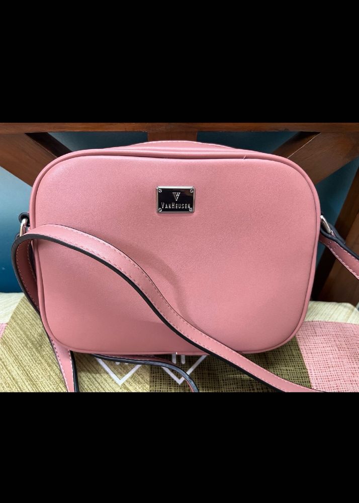 Van Heusen Sling Bag