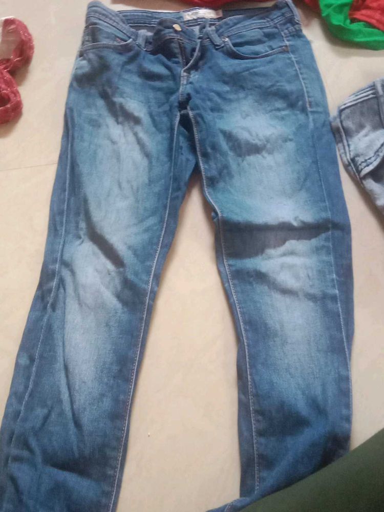 Stylish Blue Denim Jeans