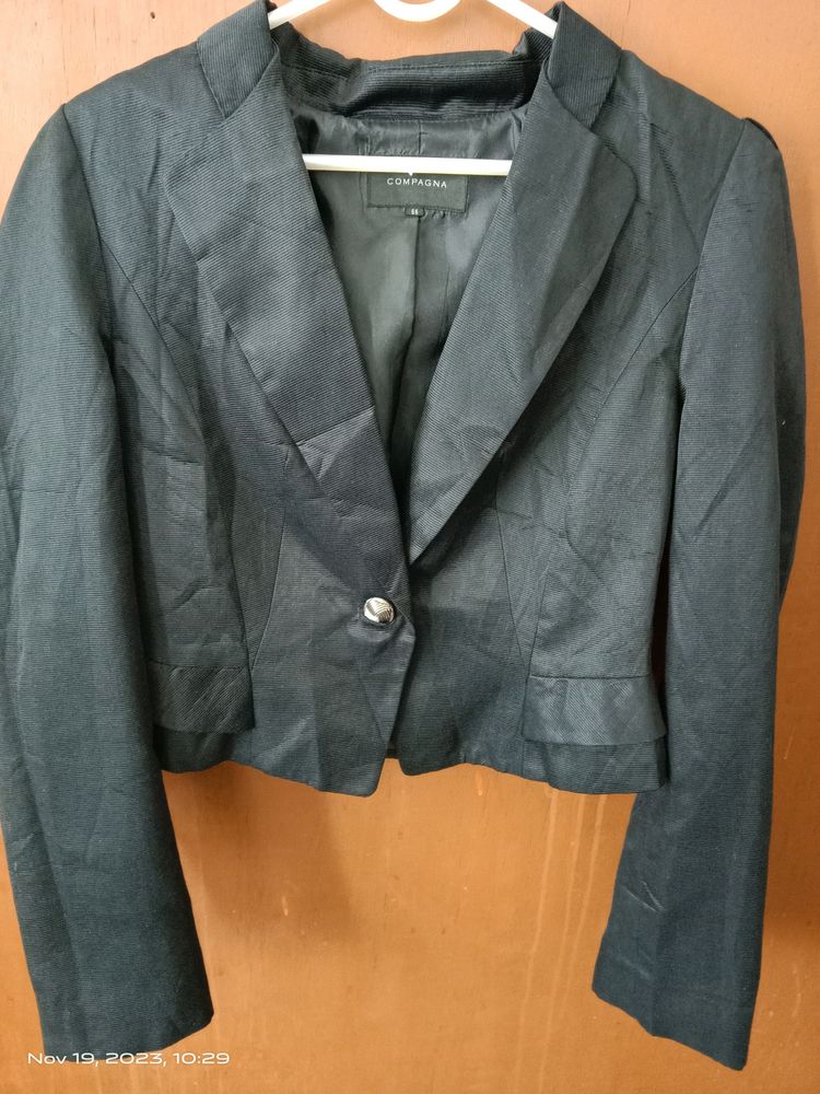 Korean Cropped Blazer Thrifted