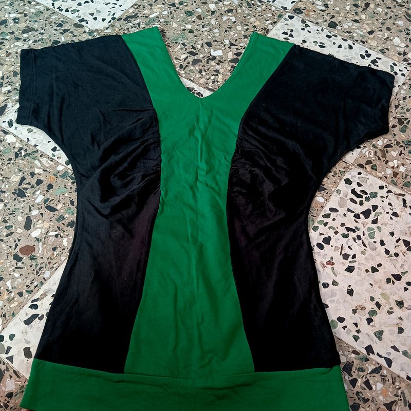 Top, It&#39;s BRand New, Never Worn Once, Just Remove The Tag, It&#39;s Beautiful Top❤