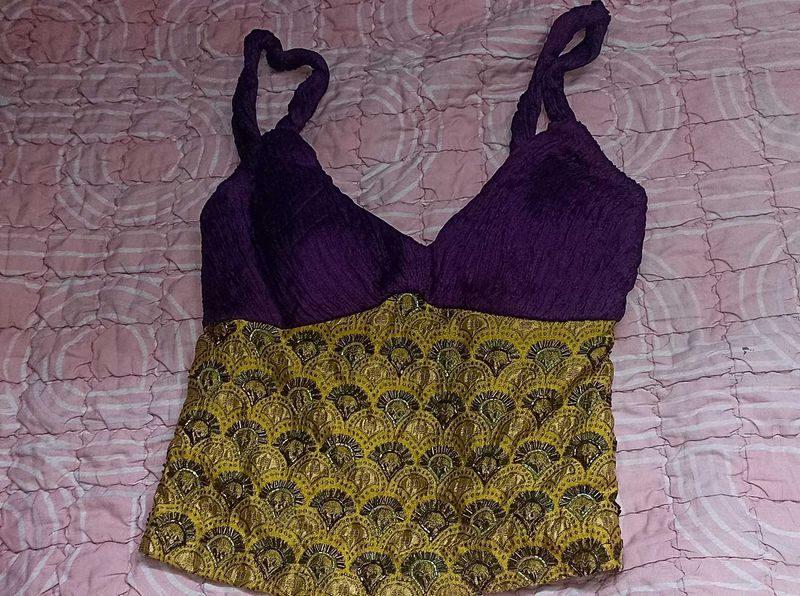 Vintage Style Traditional Top💜