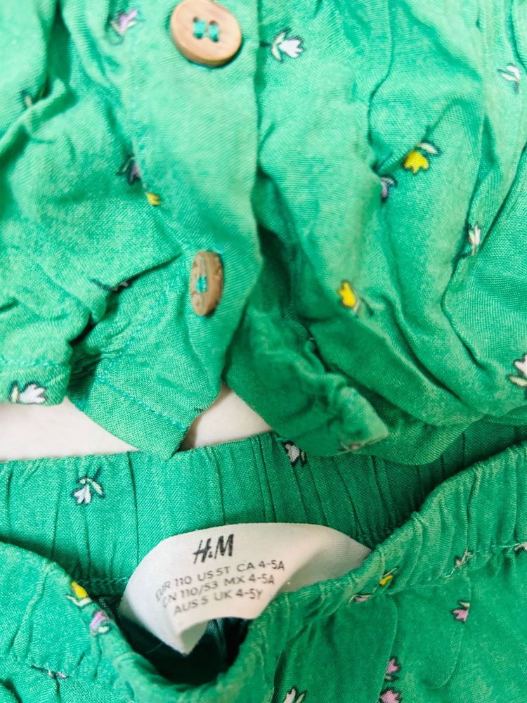 Cute Green Floral Outfit
