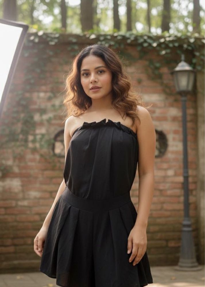 Chic Black Jumpsuit Offer