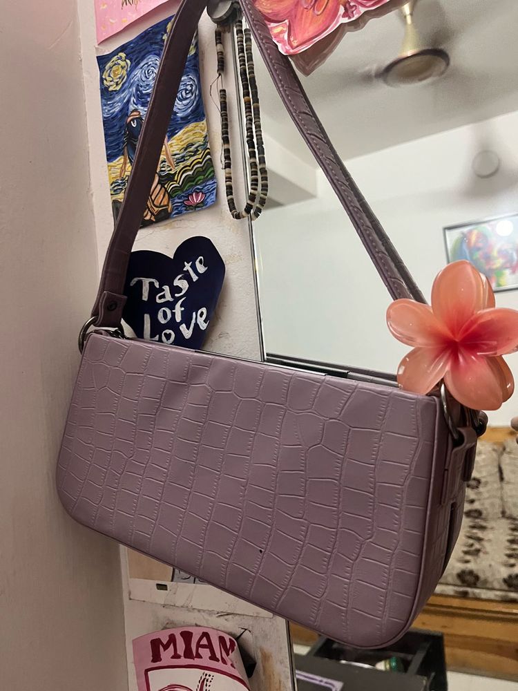 Aesthetic Lavender scale shaped shoulder bag🫶