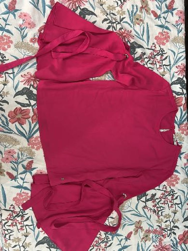 Hot Pink Wrap-Style Women’s Top – Elegant &amp; Trendy