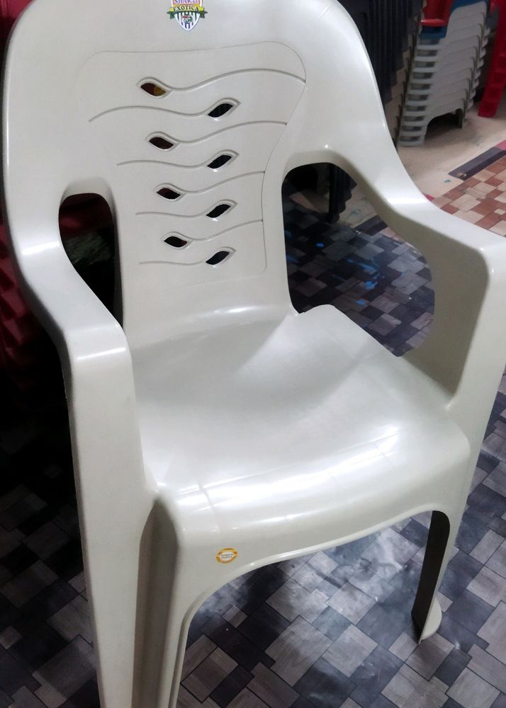 Plastic Chair