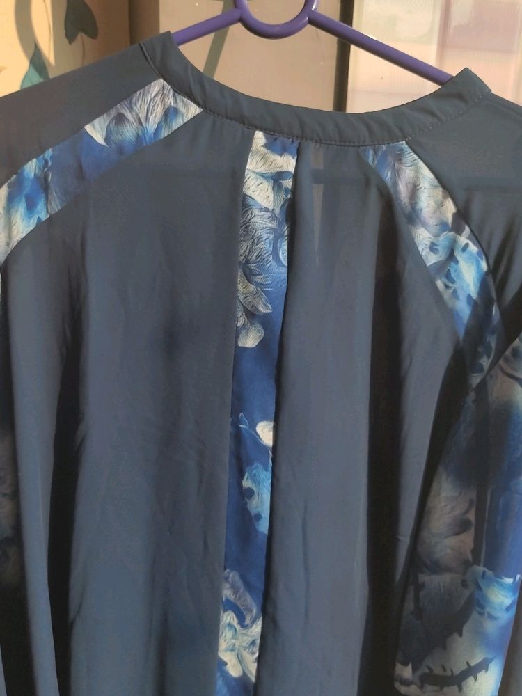 Pretty Navy Blue Floral Bell Sleeves Top