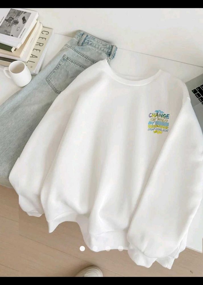 Oversized Pullover Sweatshirt