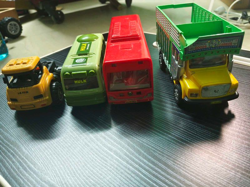 Pack Of 4 Toys