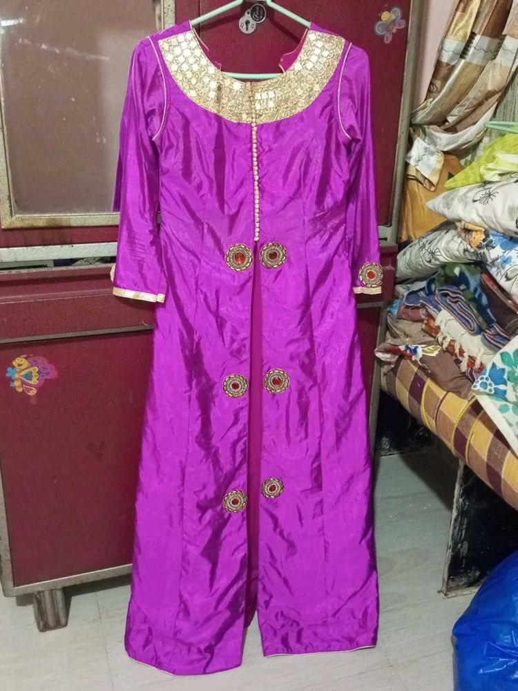 MIDDLE CUT STYLE ANARKALI 😍