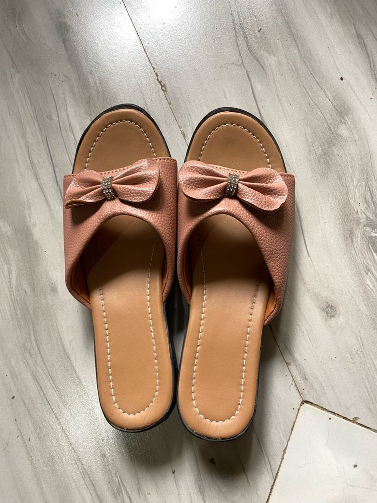 Cute Pink Bow Slides