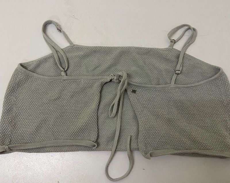 Front Tie Top