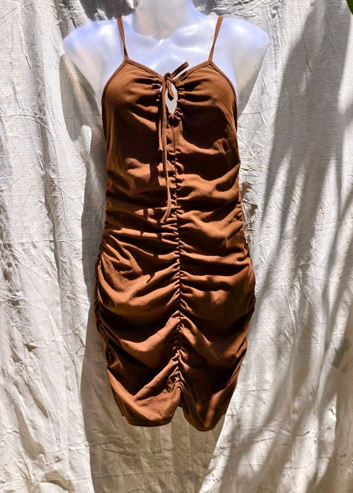 10.27.4 SEXY RUCHED BODYCON