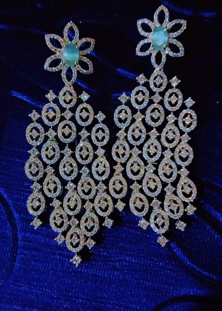 Zircon Tops Brass Metal