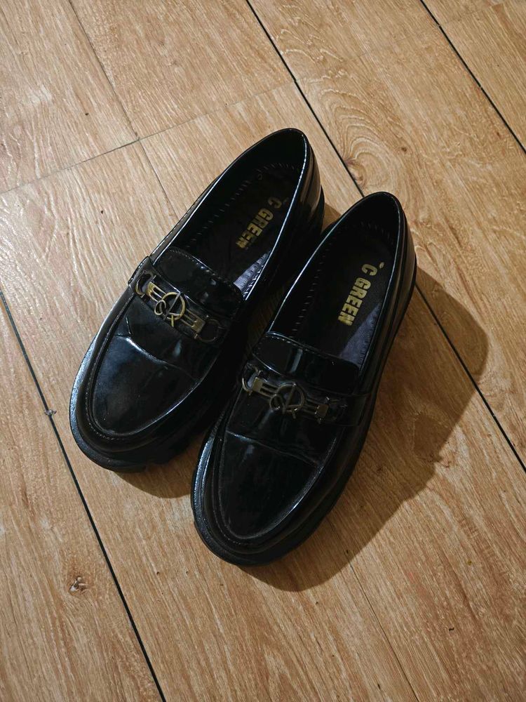 Black Chunky Loafers