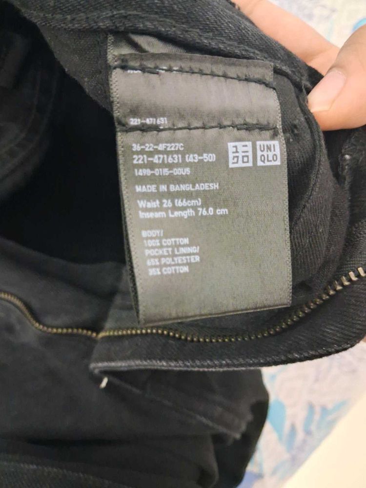Uniqlo Black Jeans