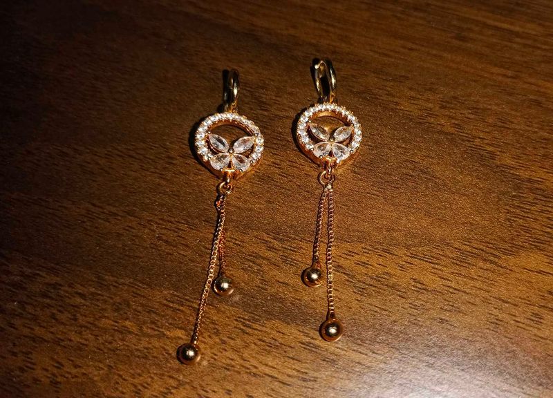 Elegant Butterfly Dangle Earrings