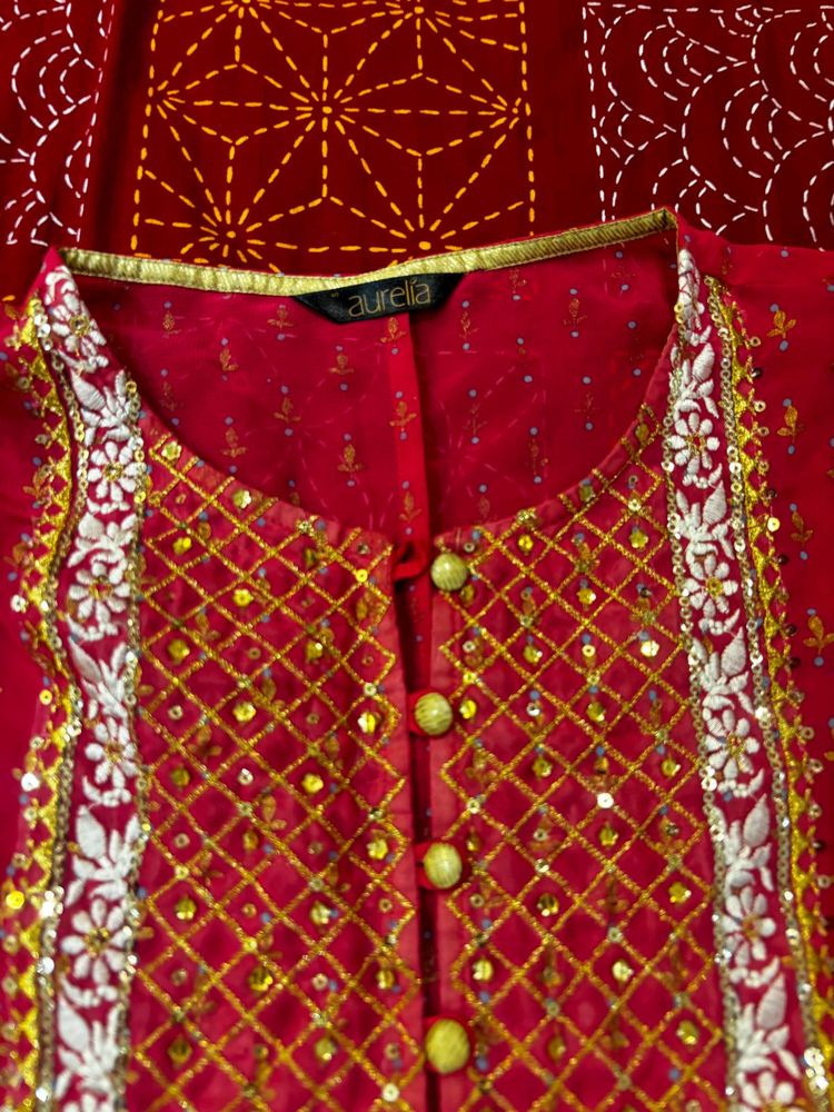 Aurelia Embroidered Kurta