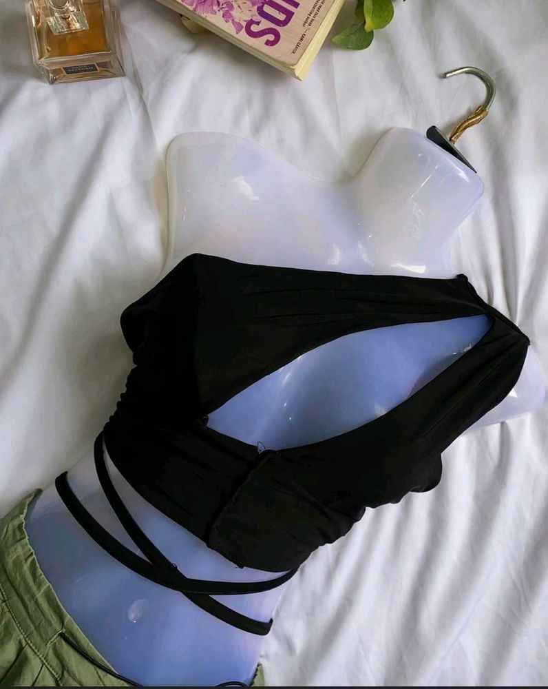 Chic Black Cutout Top