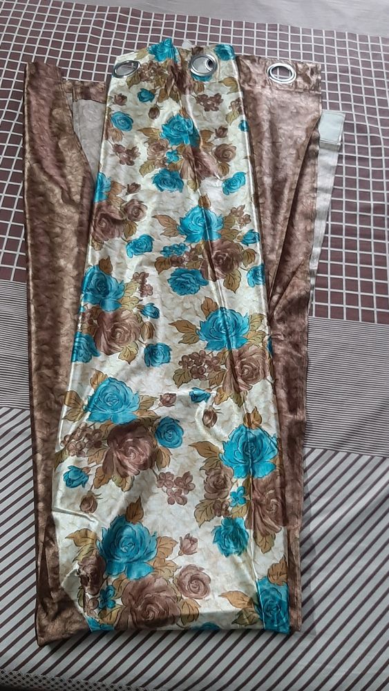 Printed Curtains (2 pieces)
