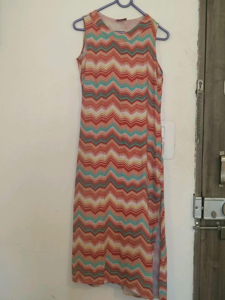 Boat Neck Sleeveless Kurti