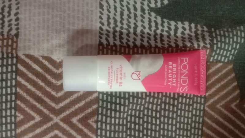 Ponds Bright Beauty Face Wash