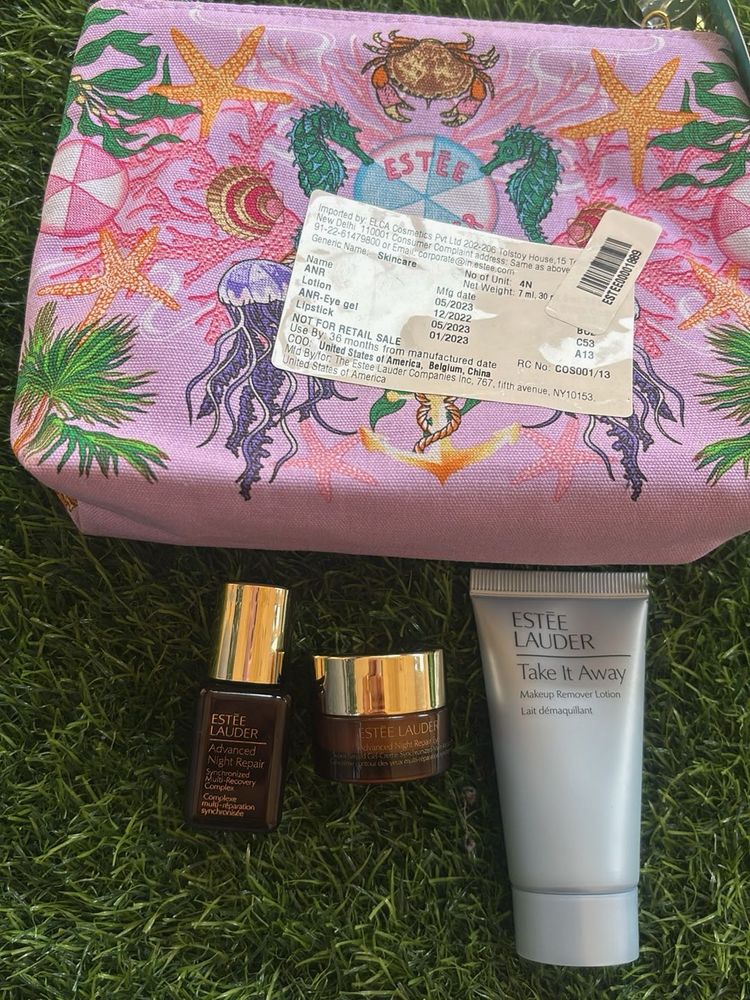 Estee Lauder Set &amp; Bag