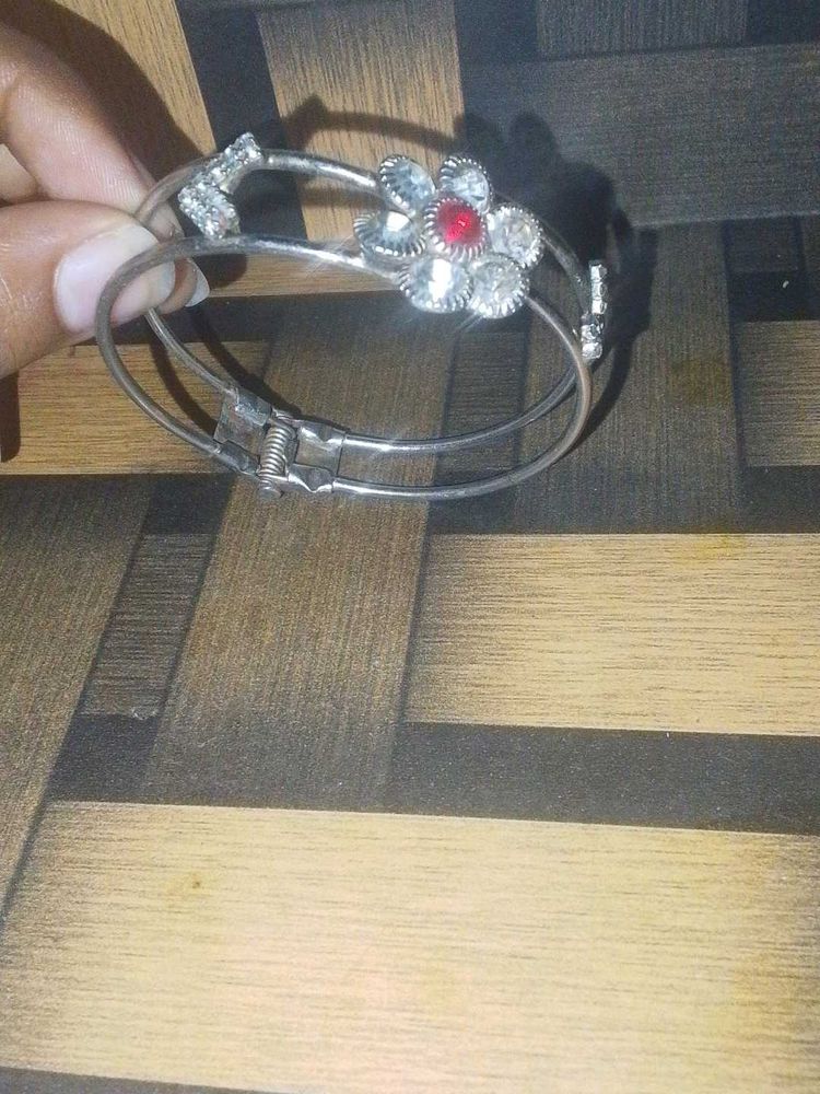 Silver Tone Floral Bangle