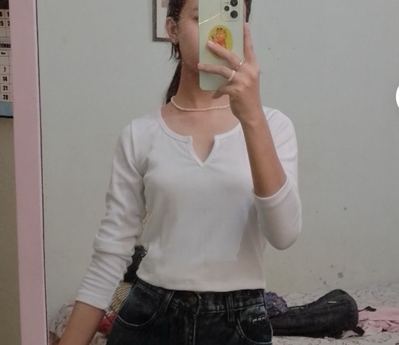 White V Neck Crop Top