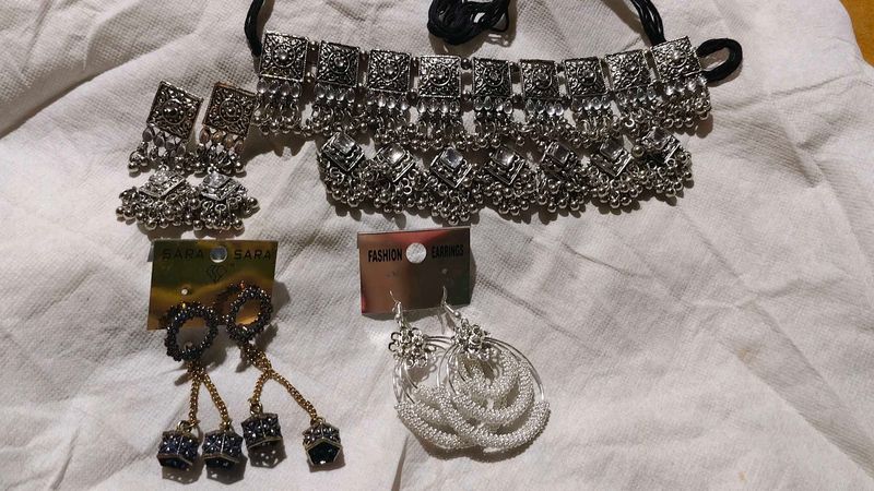 Choker Necklace and Earings Set + 2 Pair Jhumkas