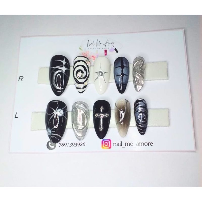 Press On Nails(Black Cosmos)