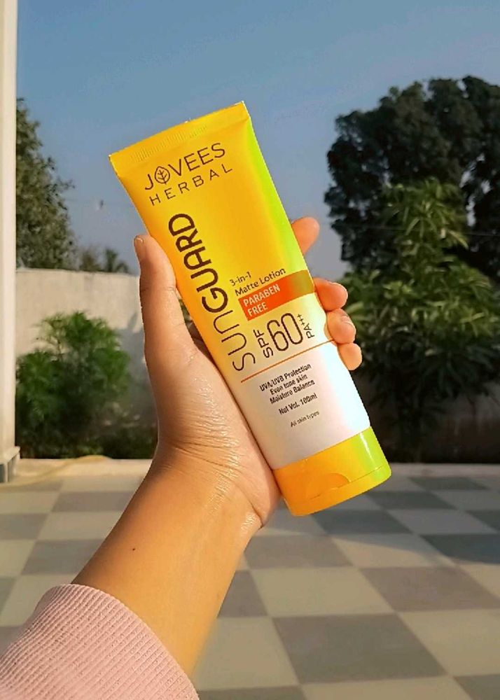 Jovees Herbal Sun Guard SPF 60