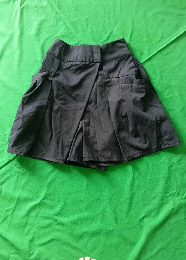 Miniskirt+ Half Pant