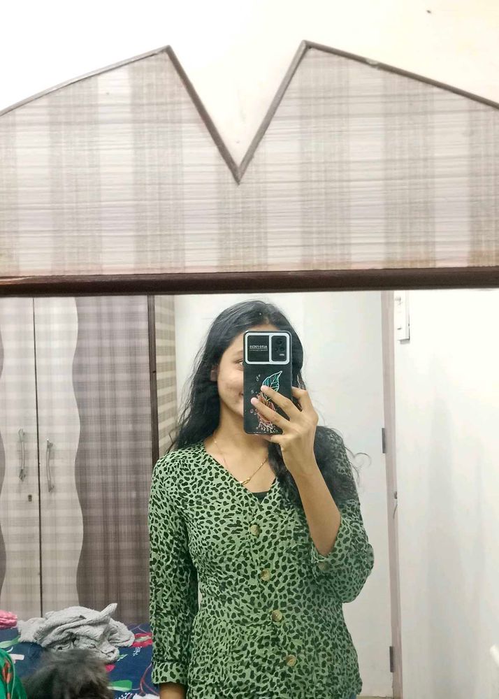 Sexy Top No Flaws Gives Good Look