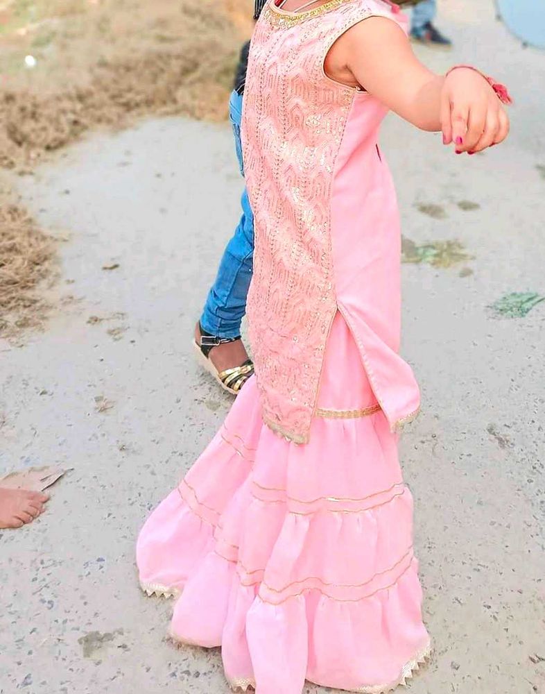 Cute Pink Girls&#39; Kurta Set