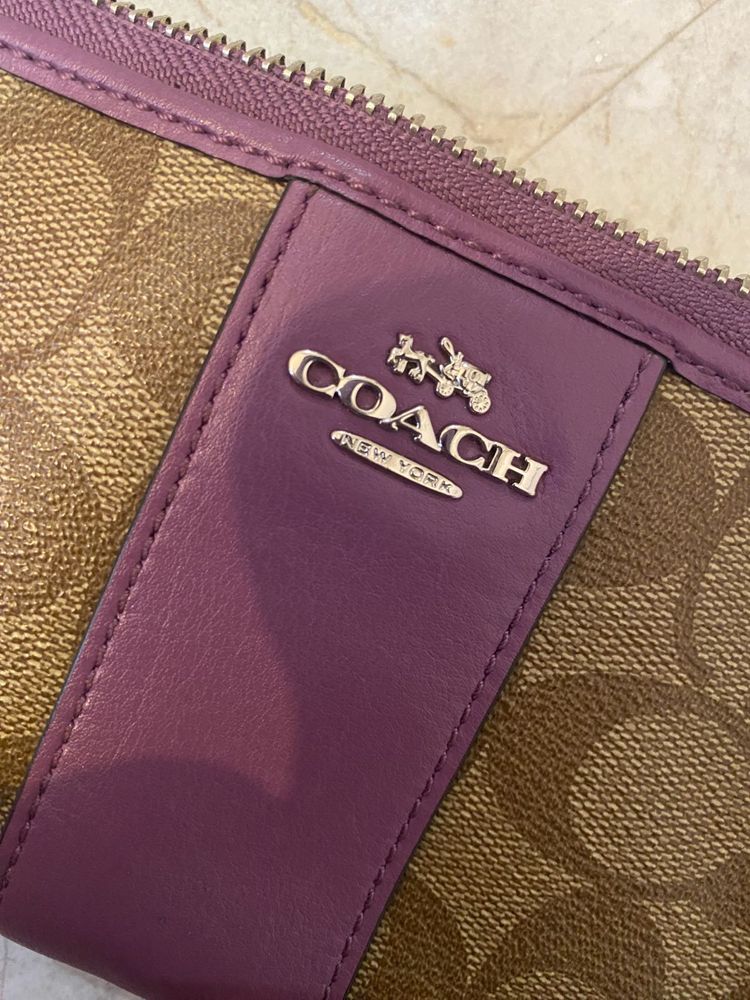 Coach Pouch