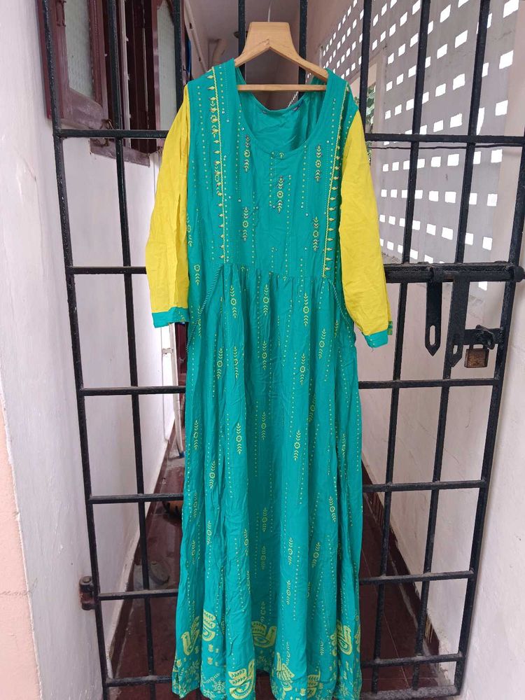 Stylish Green &amp; Yellow Dress